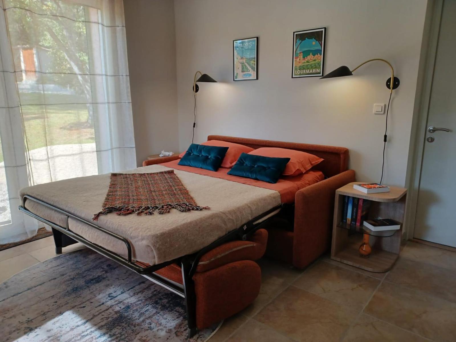 Chambre Privee Independante Dans Le Luberon Lauris Екстериор снимка